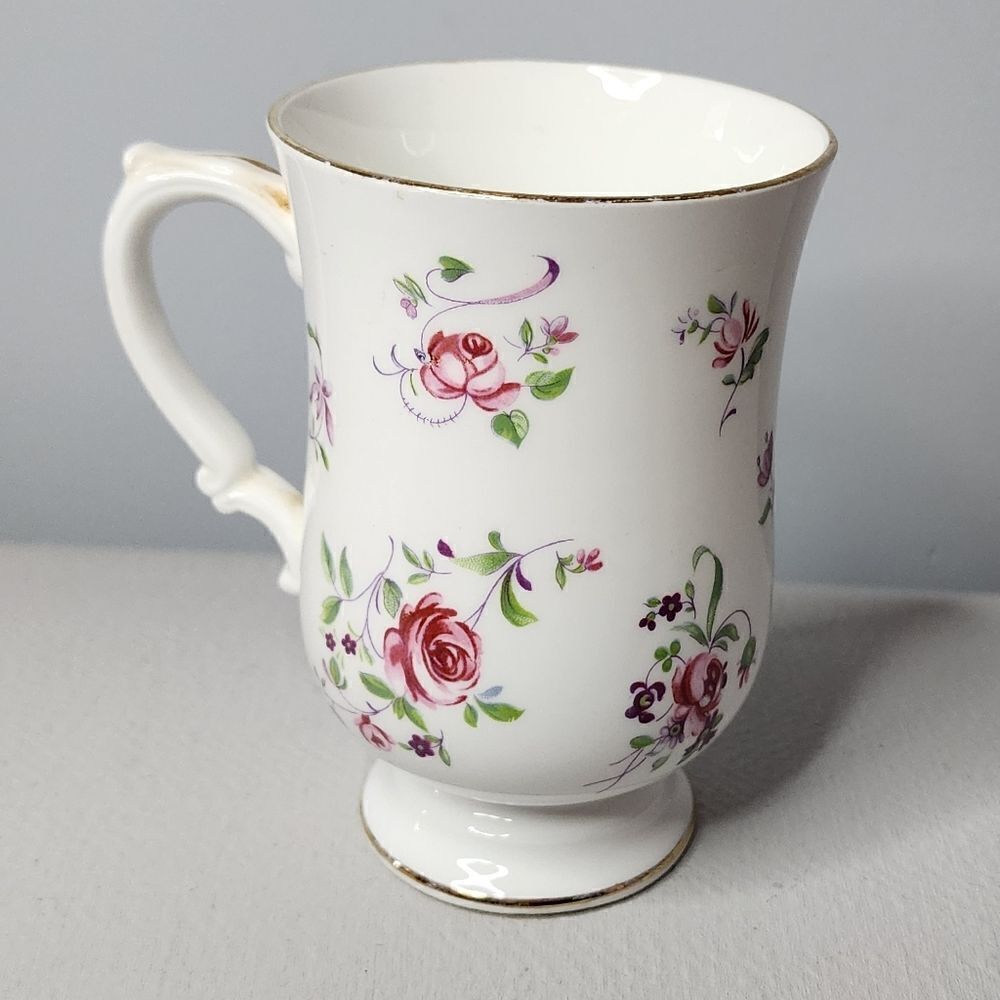 Vintage Royal Victoria Fine Bone China Pink Roses Mug